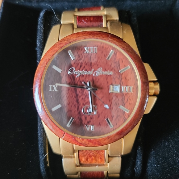 Original Grain Sapphire Crystal Mohogany Gold watc - Picture 2 of 4